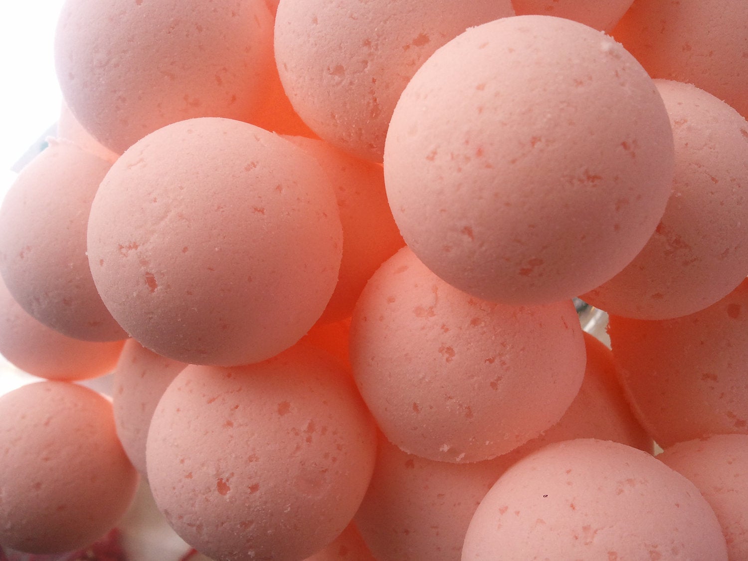 14 bath bombs (select from over 100 fragrances) Fragrances L thru S